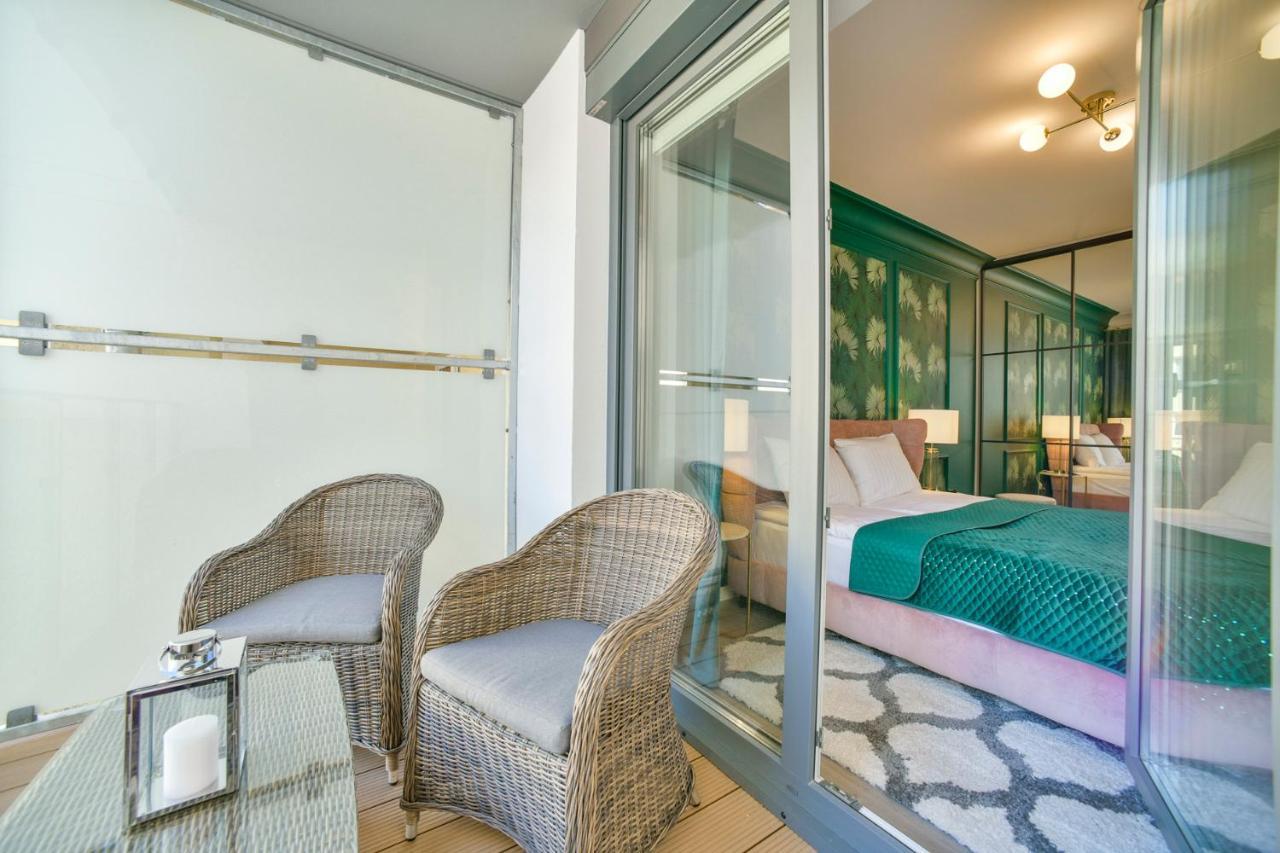 Apartamenty Navigator- Nadmorskie Tarasy Port 科沃布热格 外观 照片